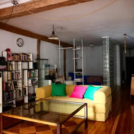 Spacious With 4 Beds Near Casco Viejo Bilbao